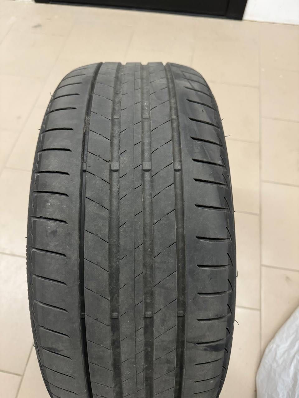 Bridgestone Turanza T005 225/40r18 92y