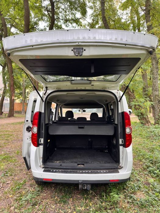 Opel Combo  2012