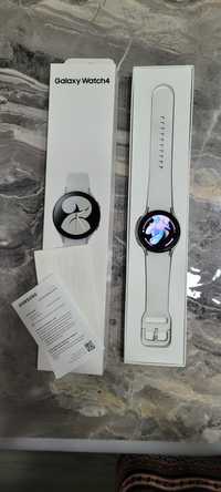 Смарт годинник Samsung watch 4