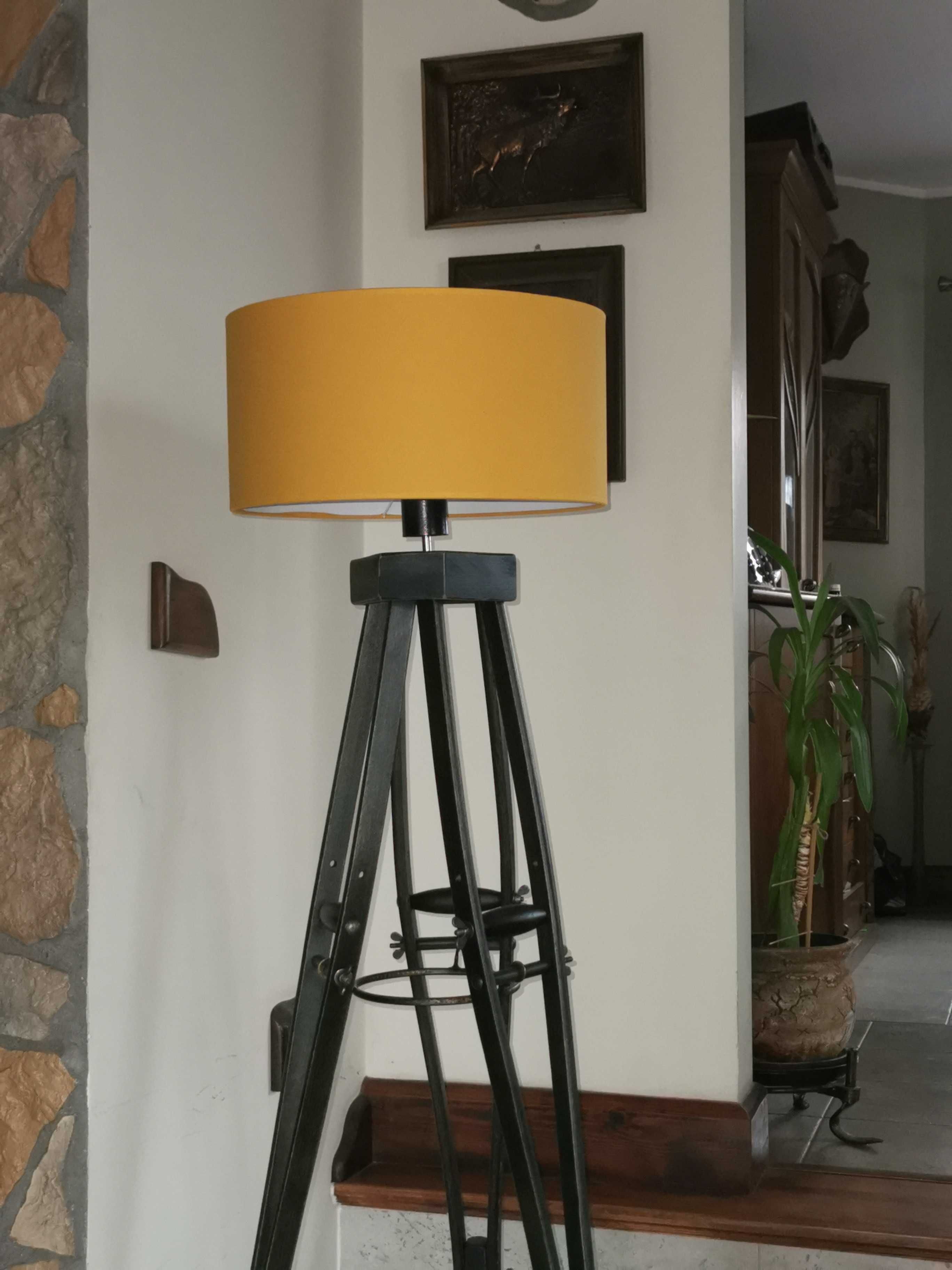 Lampa stojąca ręcznie wykonana