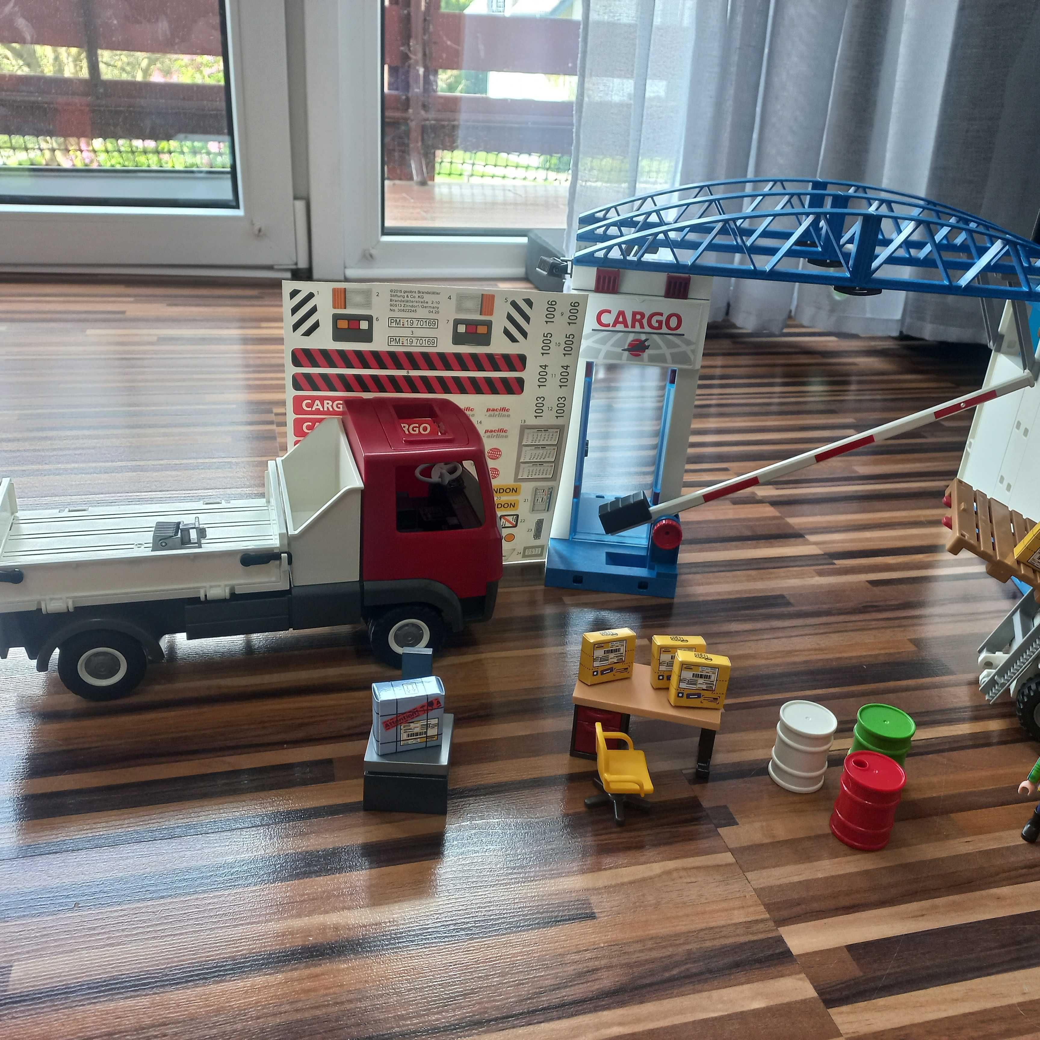 Playmobil 70169 Cargo Terminal przeładunkowy magazyn