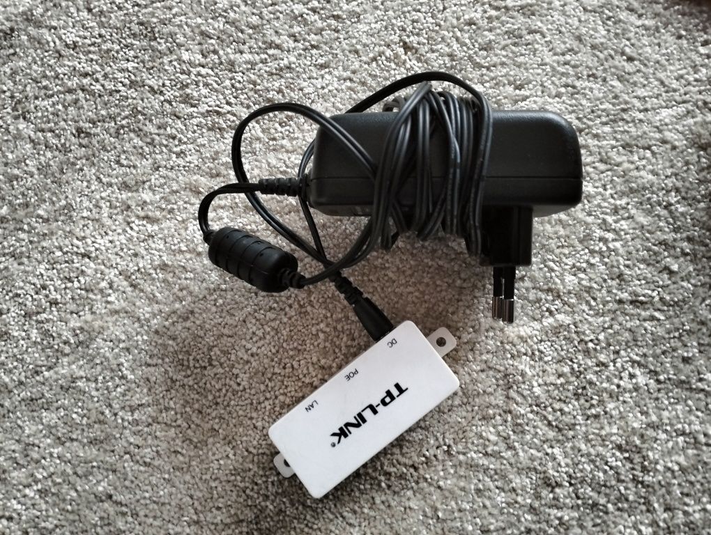 Router Tp-Link TL-WR543G + Adapter POE TP-LINK + Zasilacze