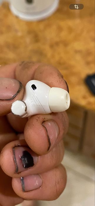 Продам лівий airpods pro original А 2084
