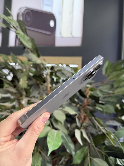 iPhone 15 Pro Max 256GB Natural Titanium