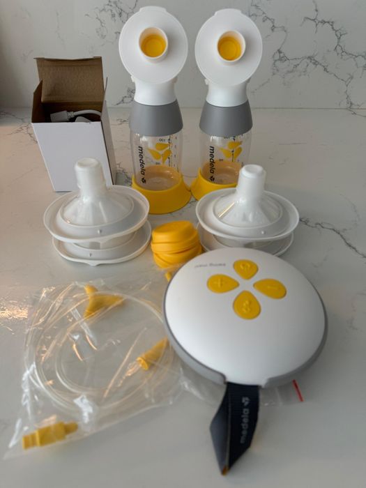 Vendo bomba extratora de leite Medela Swing Maxi, caixa já aberta.