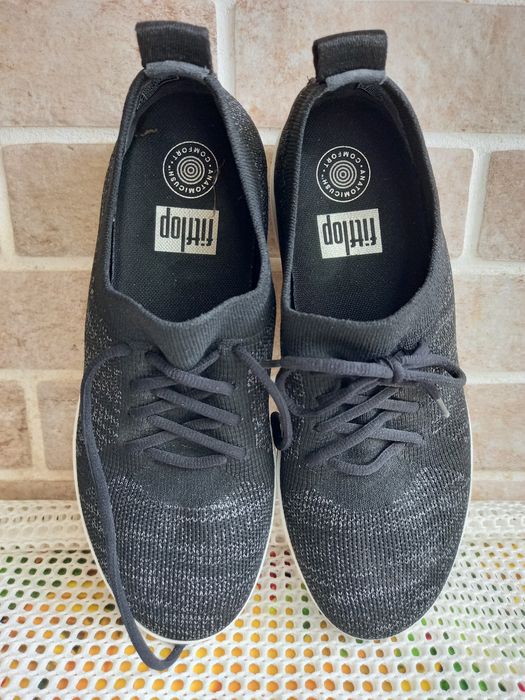 Женские кроссовки fitflop 39р