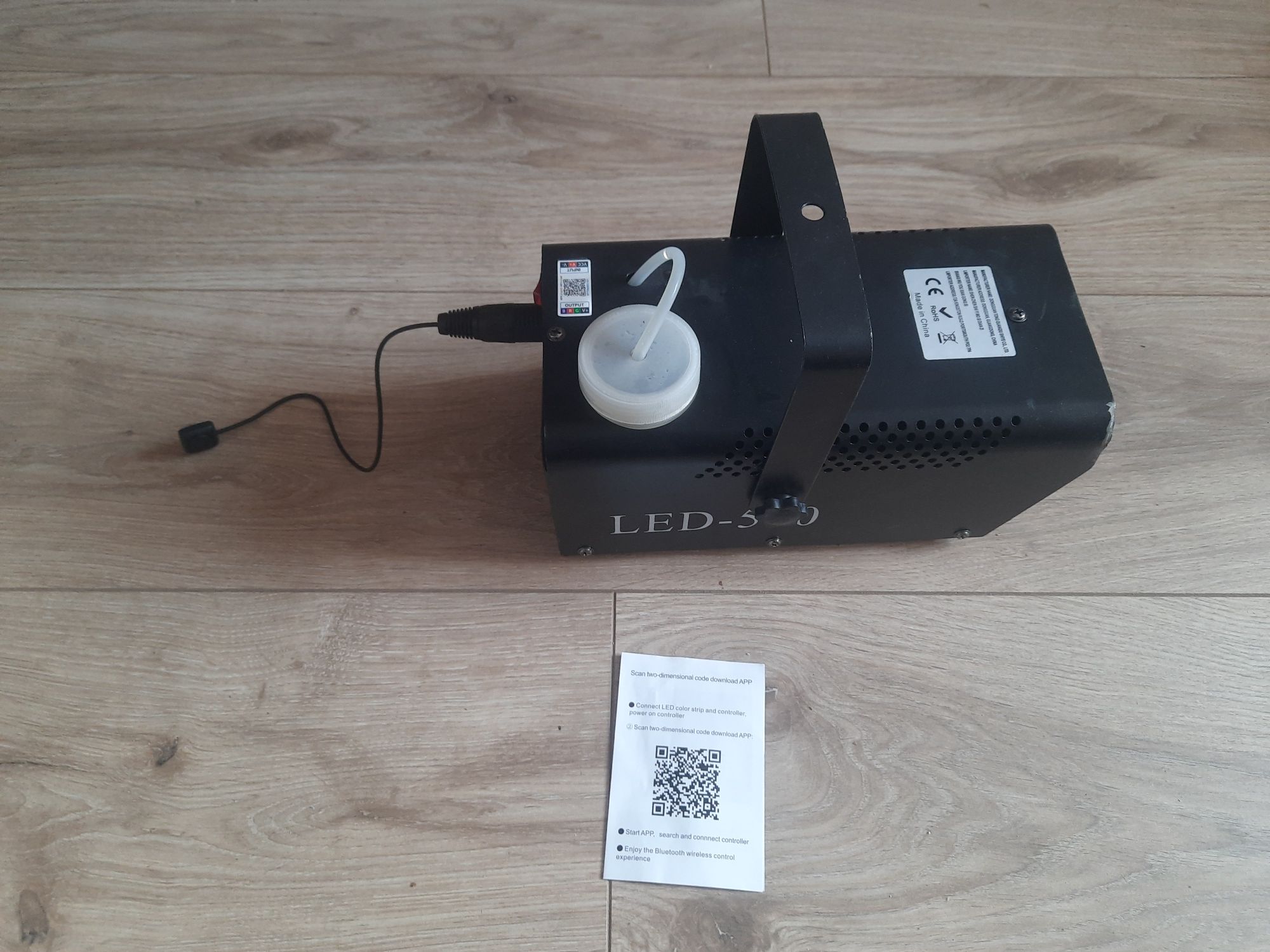 Maszyna do dymu, wytwornica dymu, dymiarka z RGB bluetooth LED 500 wat