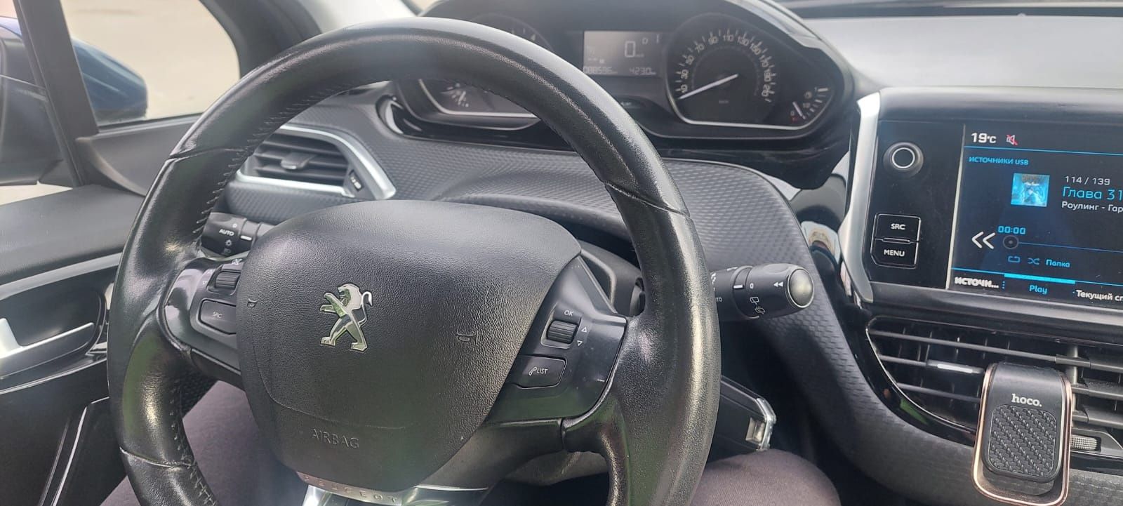 Продаю Peugeot 2008, 2019 г.в.