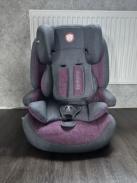 Дитяче автокрісло