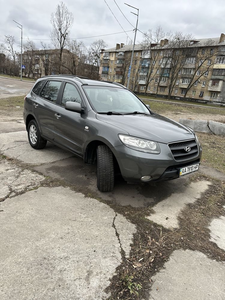 Продам Hyundai Santa Fe