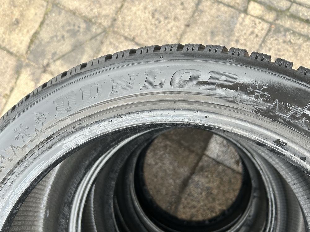 17 Opony zimowe DUNLOP 235/45/18 Bardzo Ładne