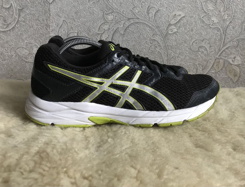 Кросівки ASICS Gel Ikaia 6 посякдення біг волейбол 42 41,5 41 26,5 26