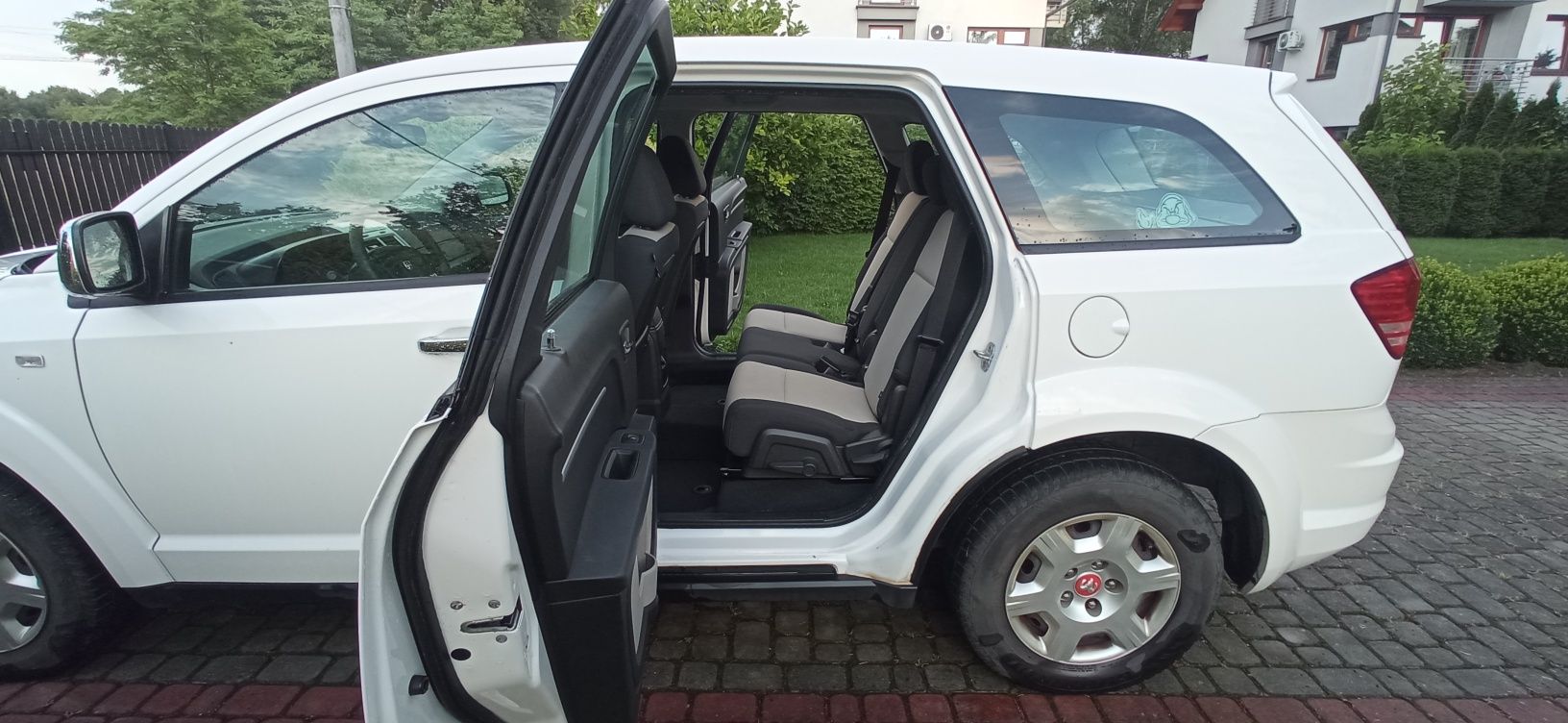 Dodge journey bez korozji*sprawna klima*kamera*1 wlasciciel*lodowki
