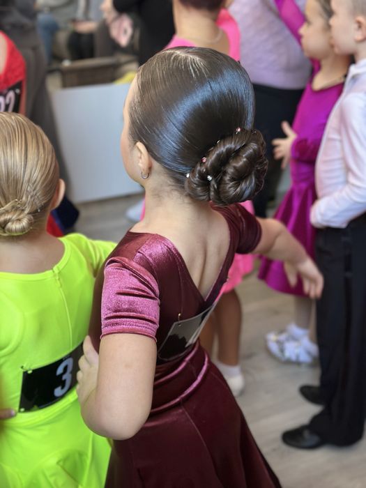 Бальне плаття бейсік