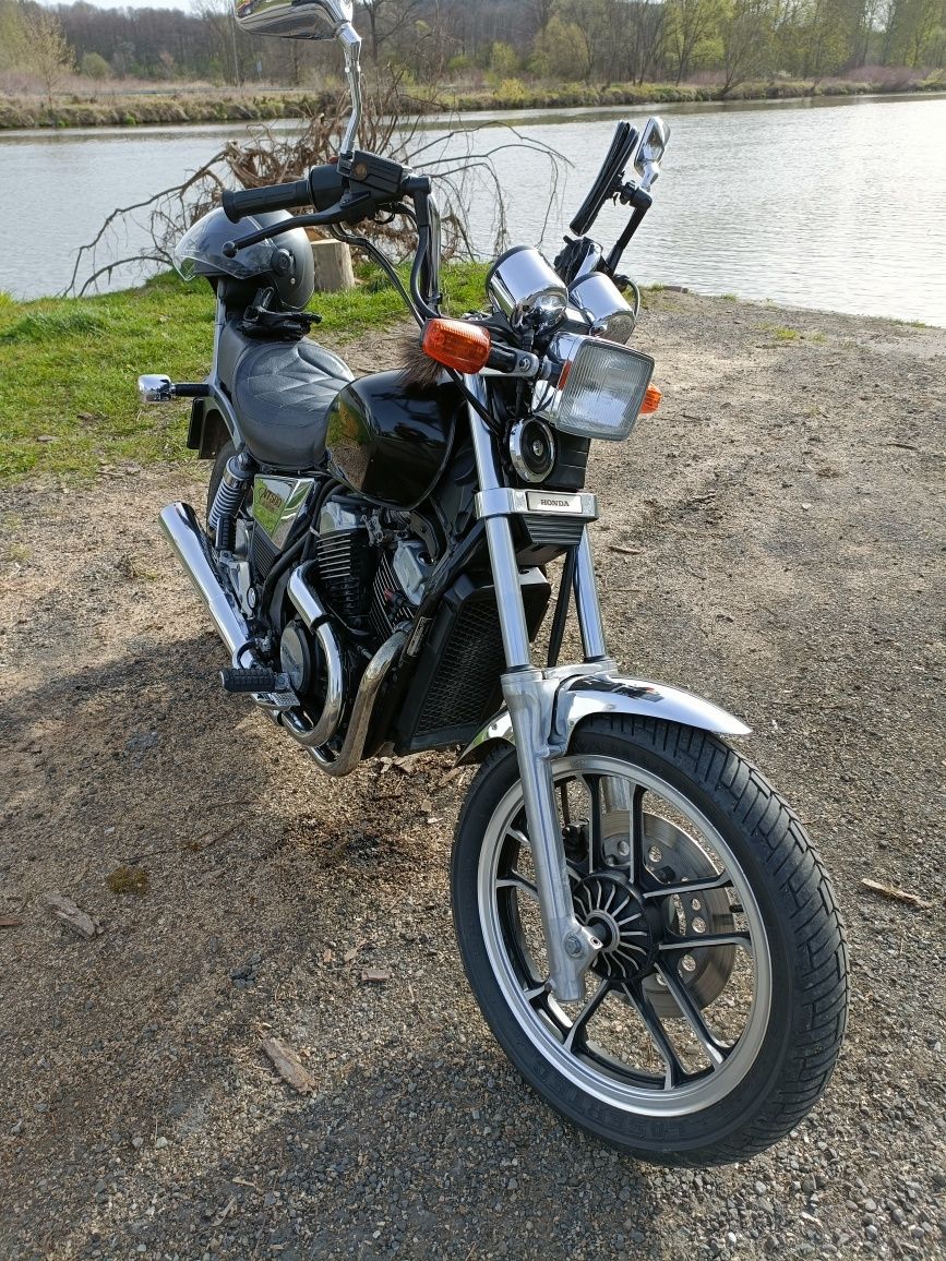 Honda VT500 custom