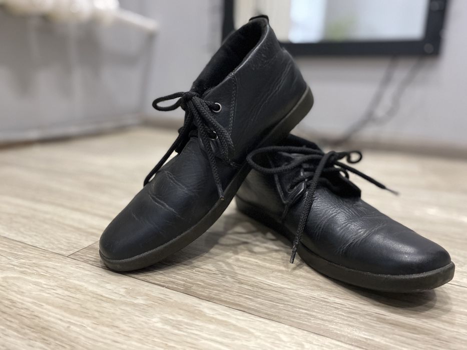 Чоловіче взуття . Натуральна шкіра