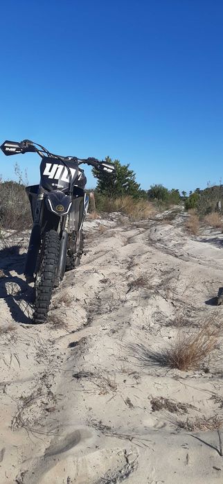 Vendo YZ 250 f de 2013