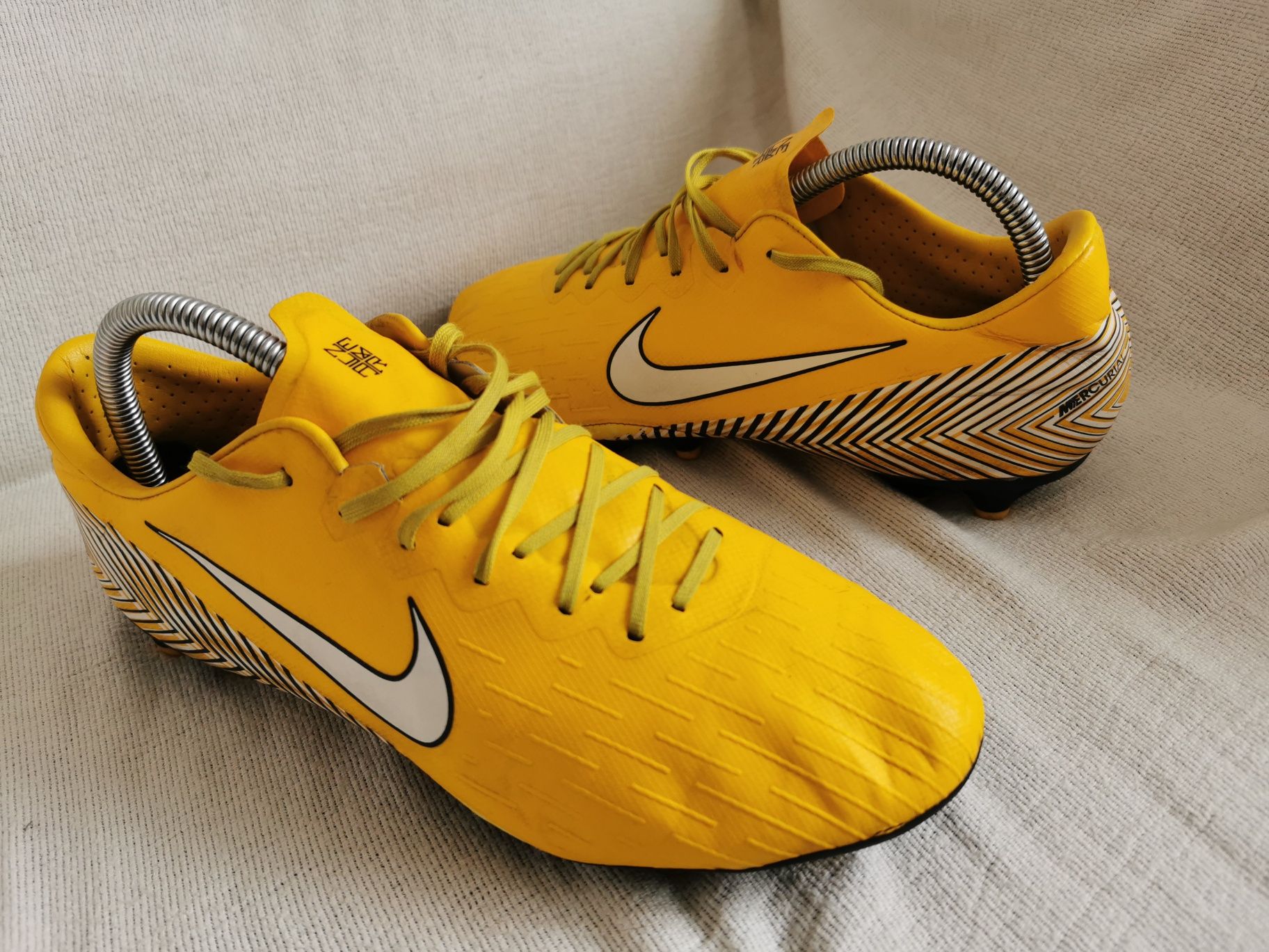 Nike Mercurial Vapor XII Pro Neymar korki buty piłkarskie 40,5