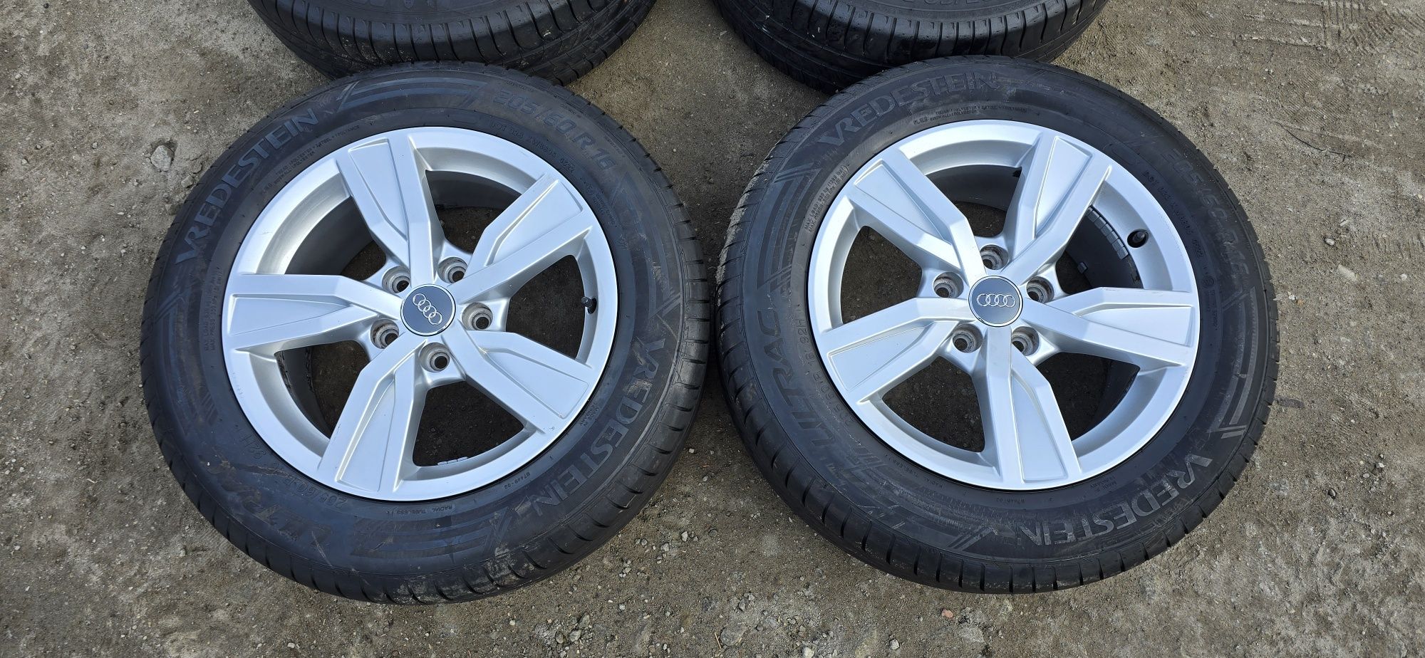 Koła Letnie Audi A4 B9 B8 8W 5x112 R16 ET35 66.6 205 60 R16