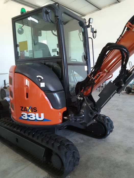 Mini giratória escavadora Hitachi ZX33U, 2022,