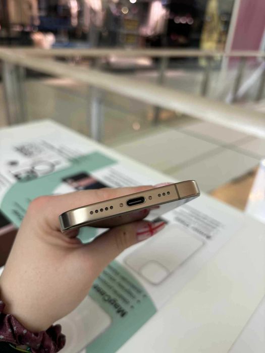 HIT! iPhone 16 Pro 128 GB Desert Titanium | Raty 0%