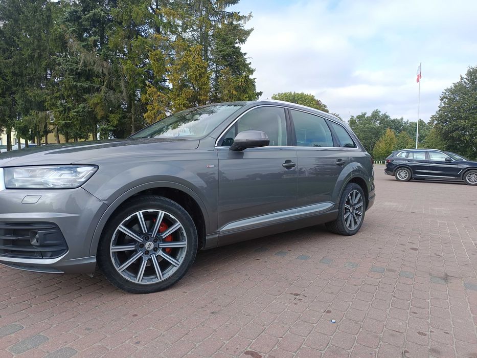Audi Q7 vat 23% brutto