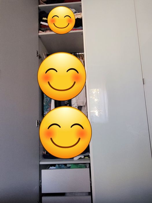 Szafa biała 150 x 240 x 68 drzwi lustro i szkło