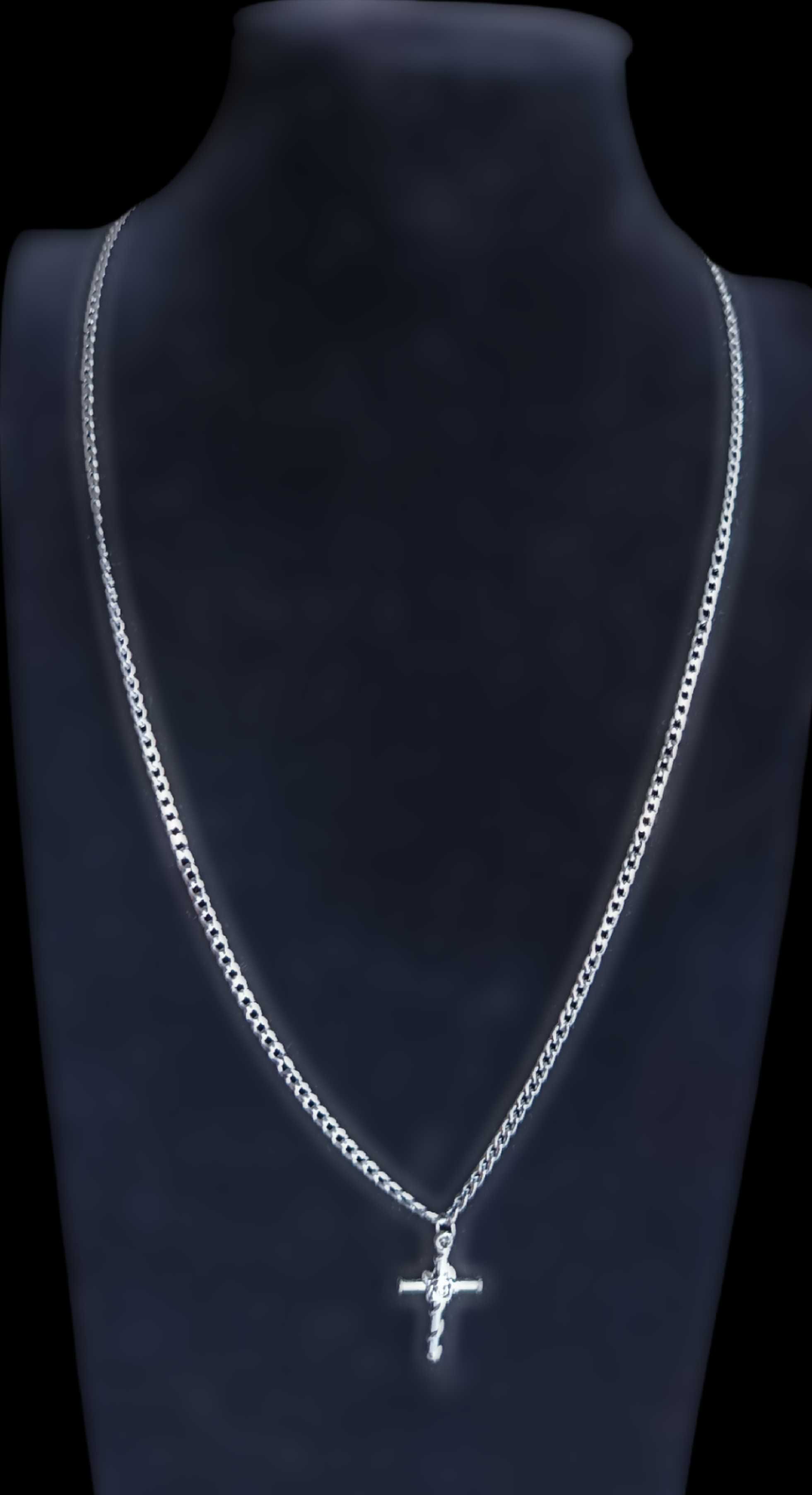 Łańcuszek z krzyżykiem, Prosty, klasyczny, 55 cm