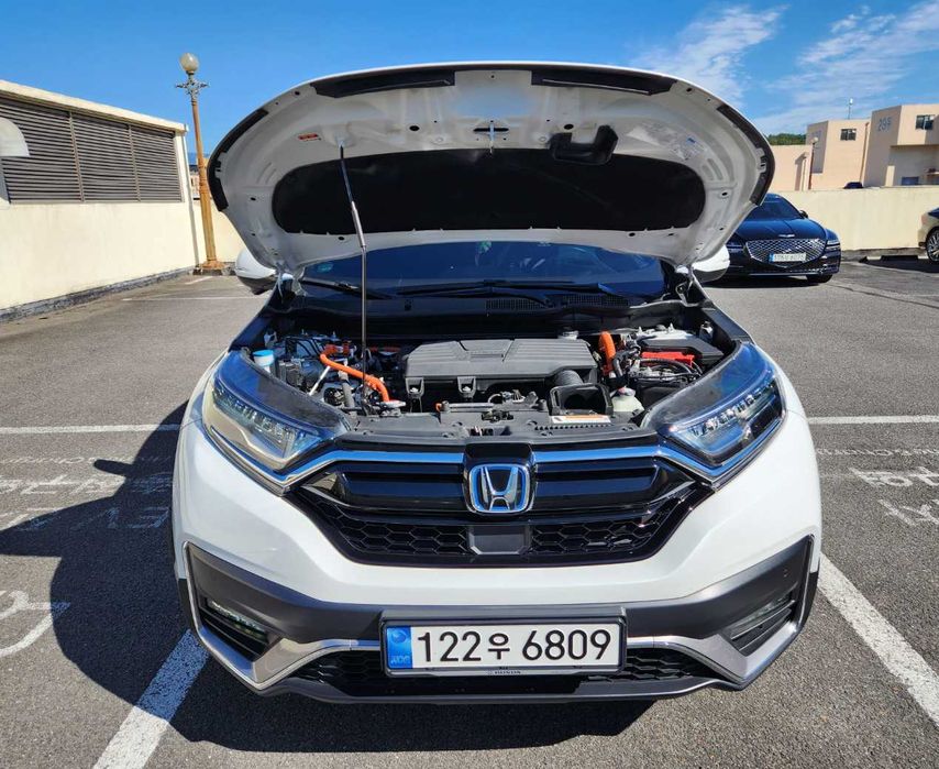 Honda CR-V 5th generation 2.0 Hybrid Touring 4WD 2022