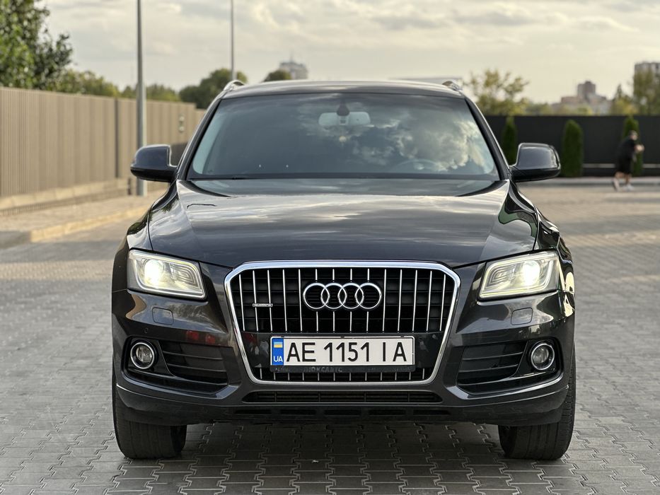 Продам Audi Q5 2012