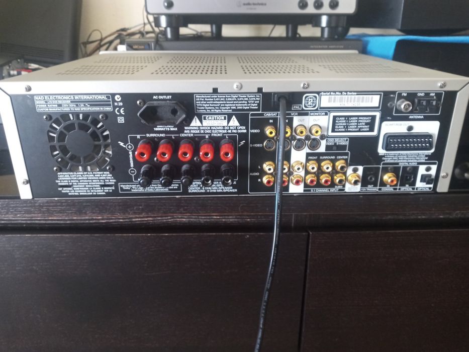 Amplificador/receiver 5.1 NAD L70