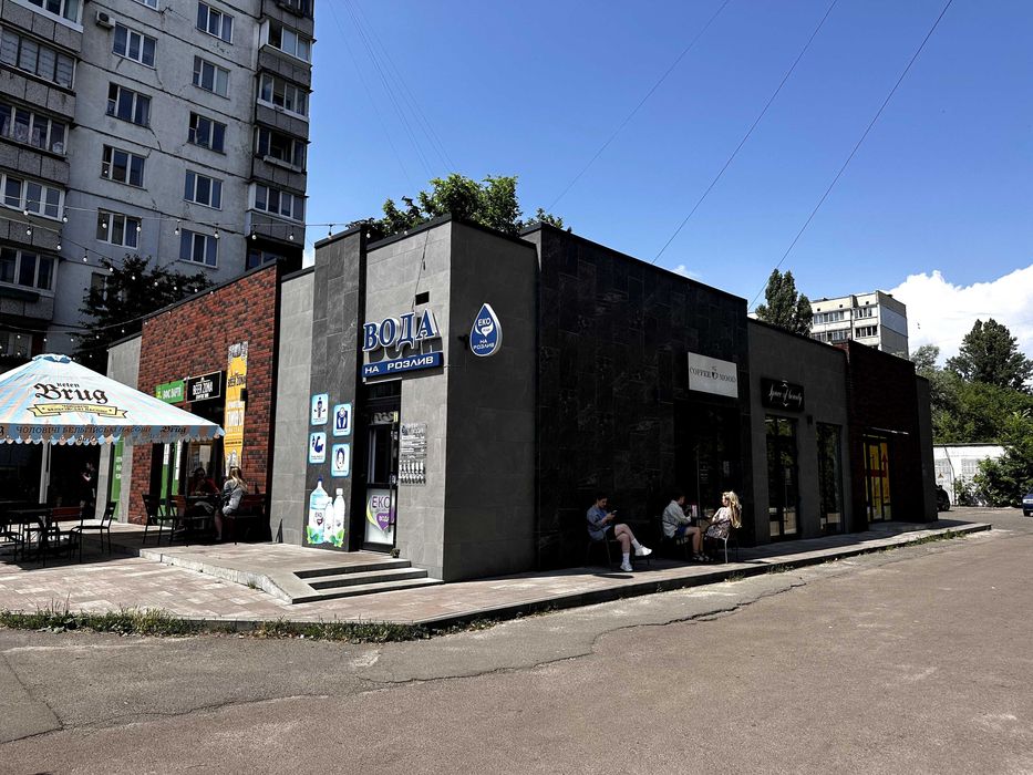 Продається нежитлове приміщення з орендарем ( кав'ярня ) Булгакова 15а
