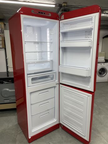 Холодильник Smeg!!ретро стиль!Красний!!нова модель!!2020 рік