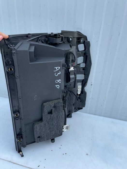 Schowek pasażera Audi A3 8P 8P1857035