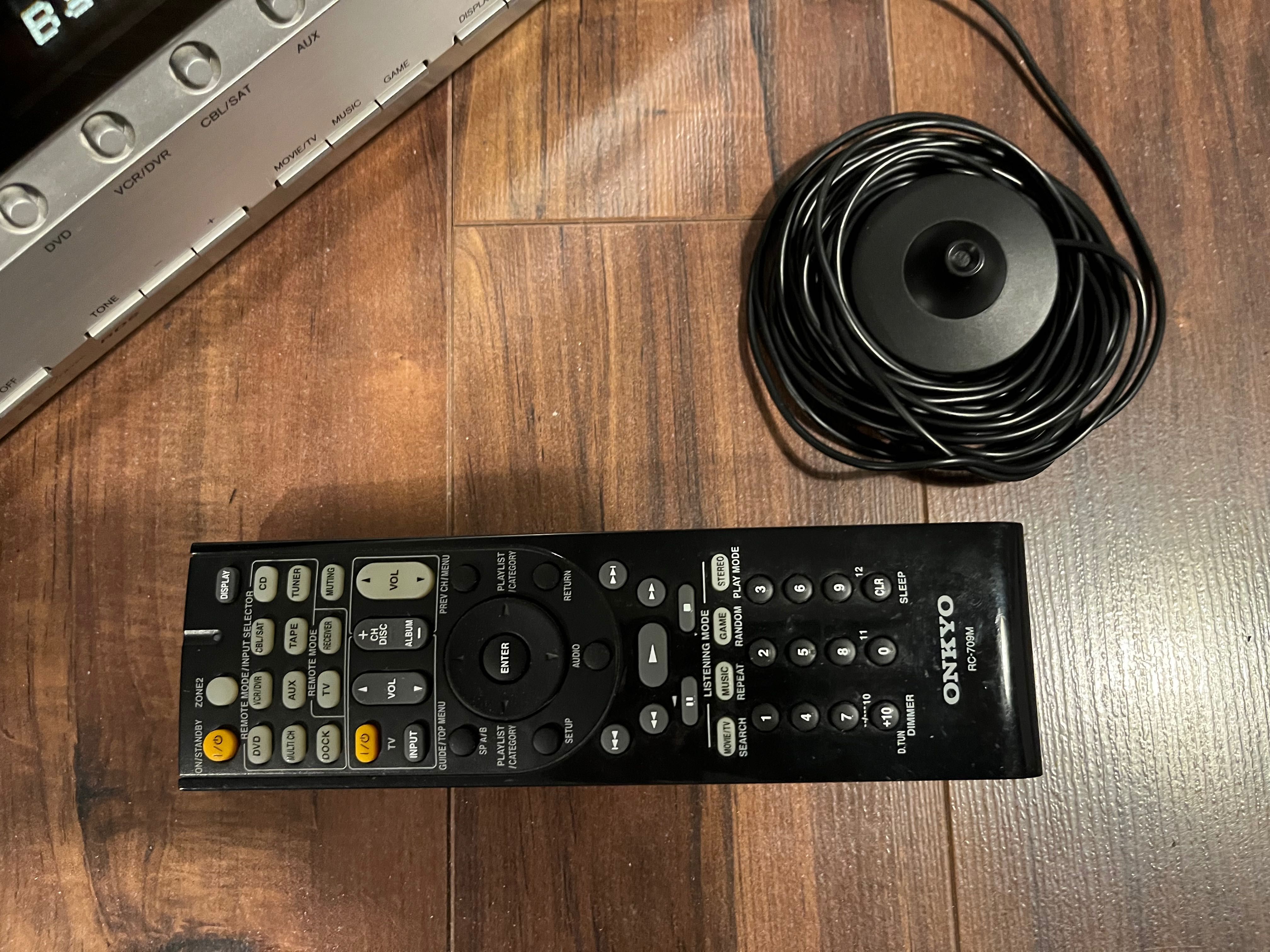 Kino domowe amplituner Onkyo TX-SR506 oryg. pilot mikrofo-nie 507 577