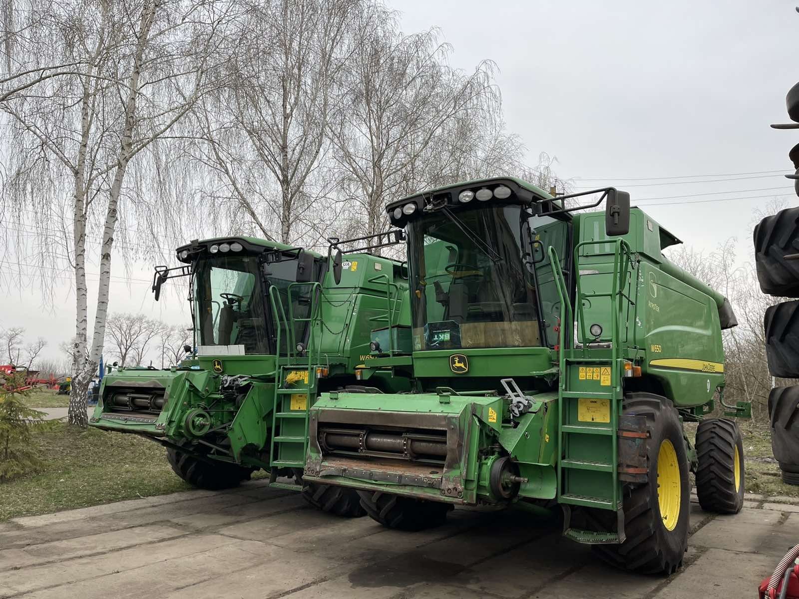 Комбайн John Deere W 650