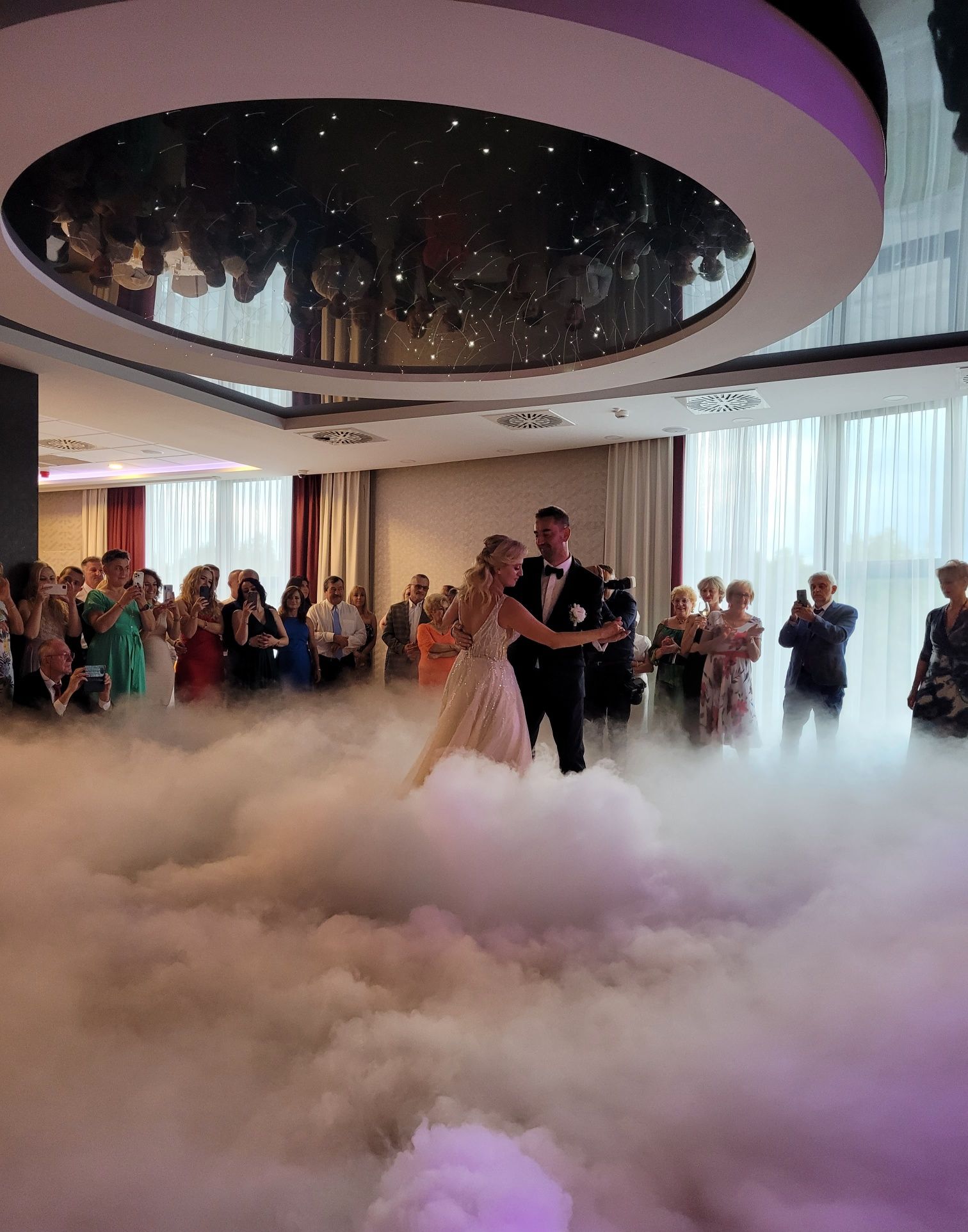 Fotobudka 360/Ciężki Dym/fontanny iskier/miny dymne/wiatraki/napisy
