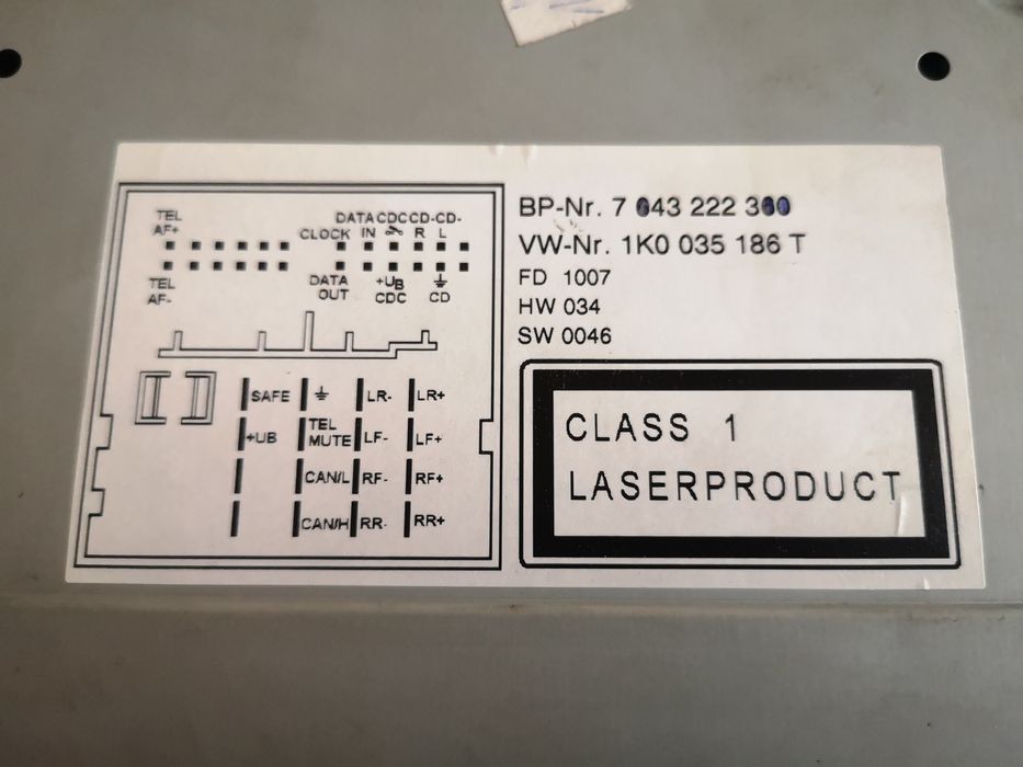 Sprzedam magnetofon szpulowy Tesla