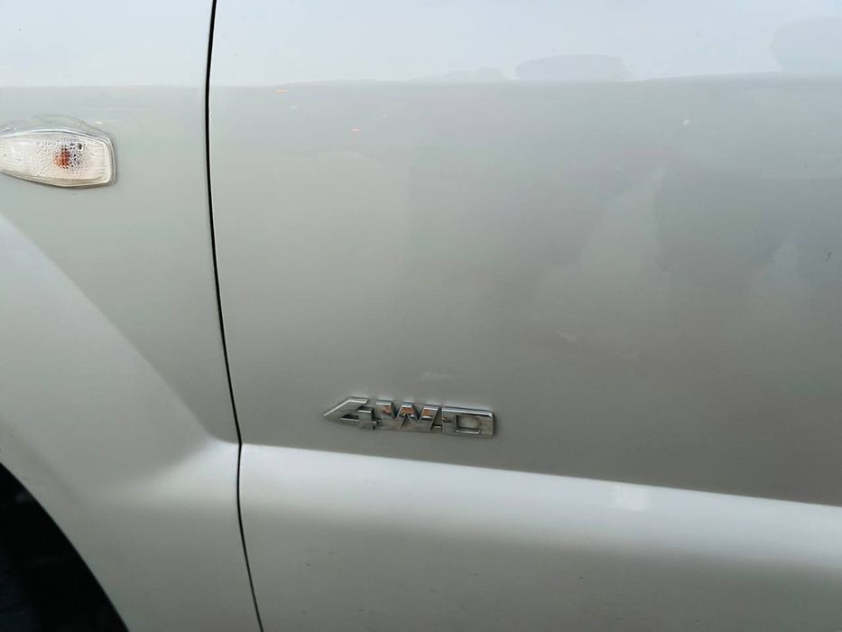 Продам Kia Sportage с надійним двигуном 2 л дизель