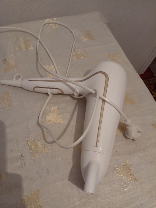 Фен для волос Philips Dry Care Advanced, белый (HP8232/00)