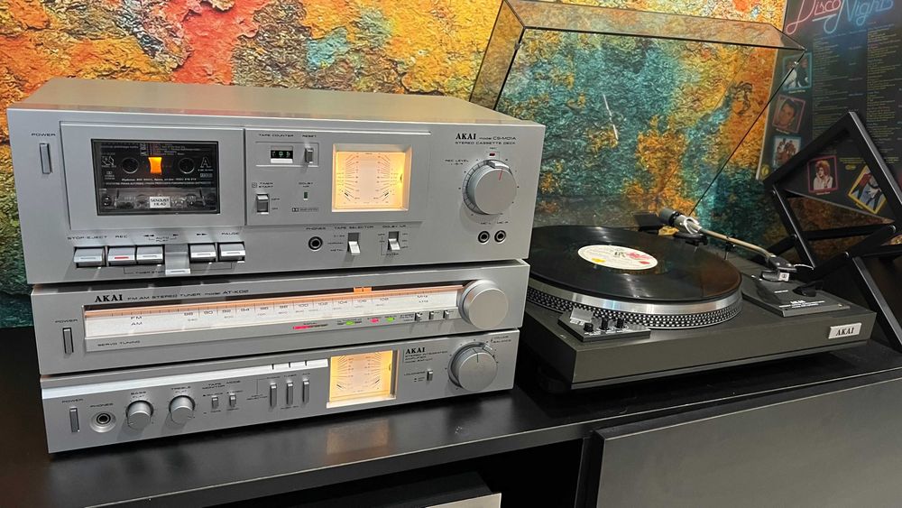 AKAI deck-tuner-wzmacniacz/WYCHYŁY/wszystko serwisowane/OKAZJA/komplet