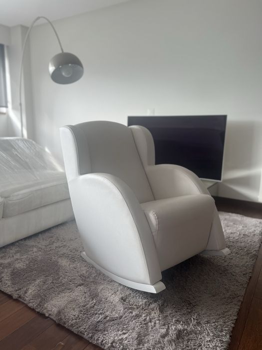 Cadeirão Baloiço em pele branco