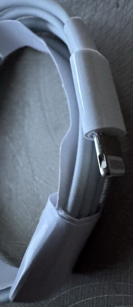 Nowy Kabel USB-C do Lightning,