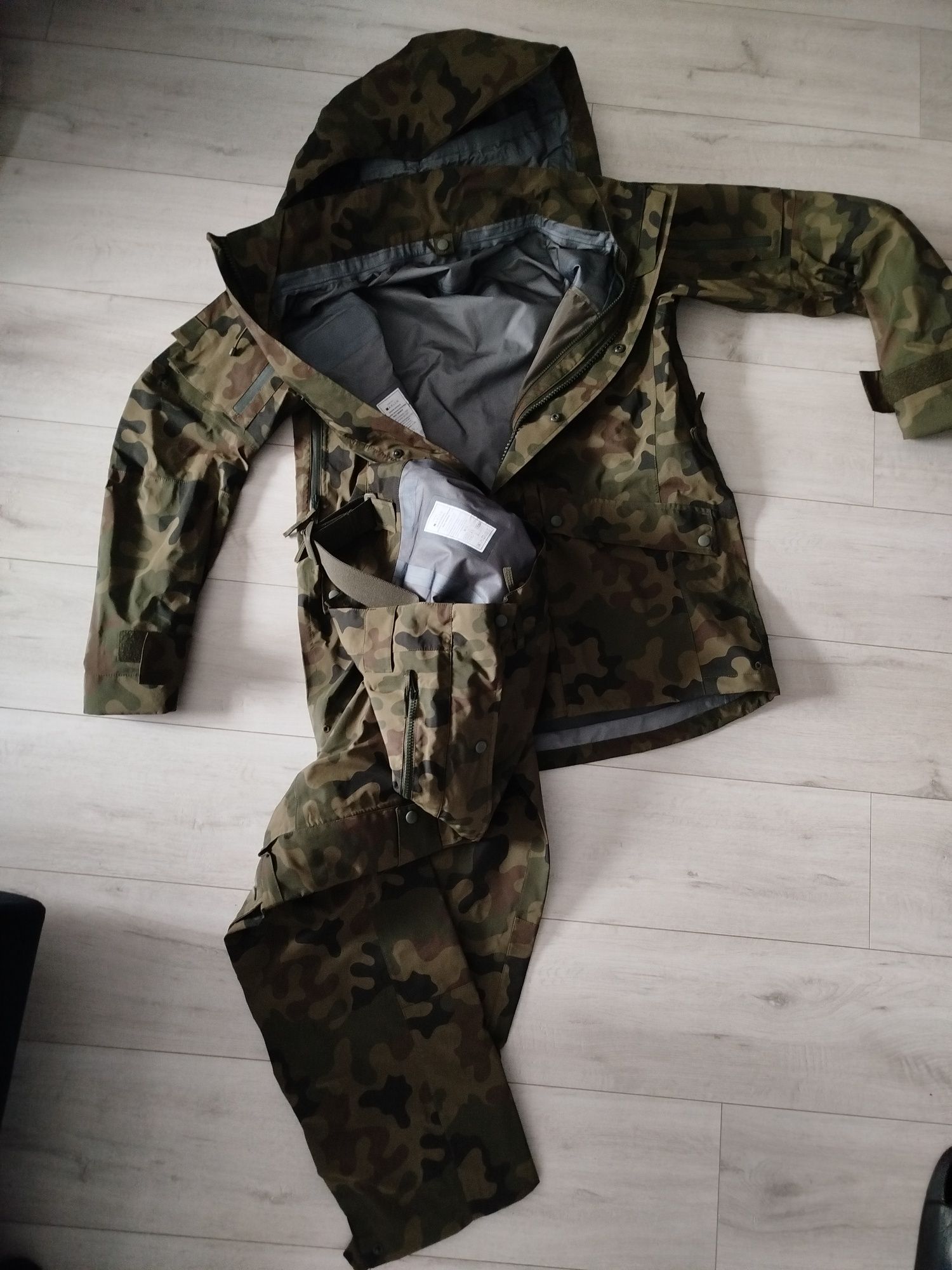 Ubranie ochronne Gore-tex