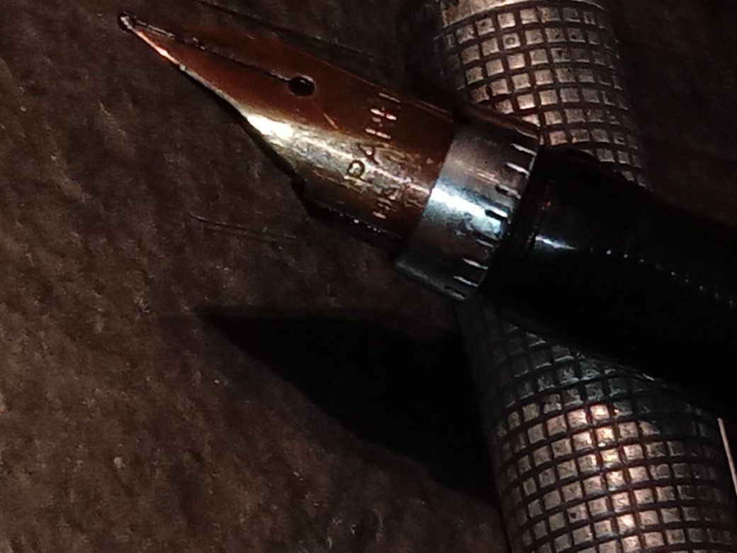 Caneta parker 75 em prata e ouro