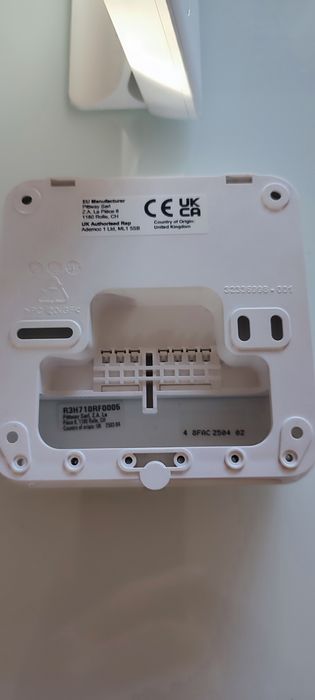 Termostat programowalny bezprzewodowy HONEYWELL T3R HOME powystawowy