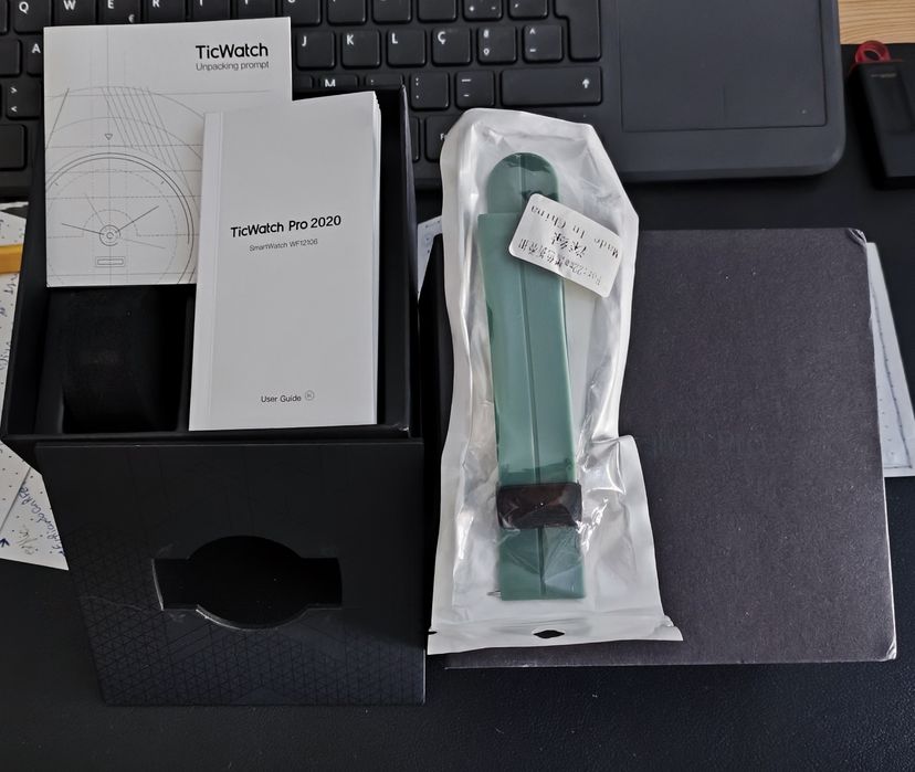 Ticwatch Pro 2020 Smartwatch