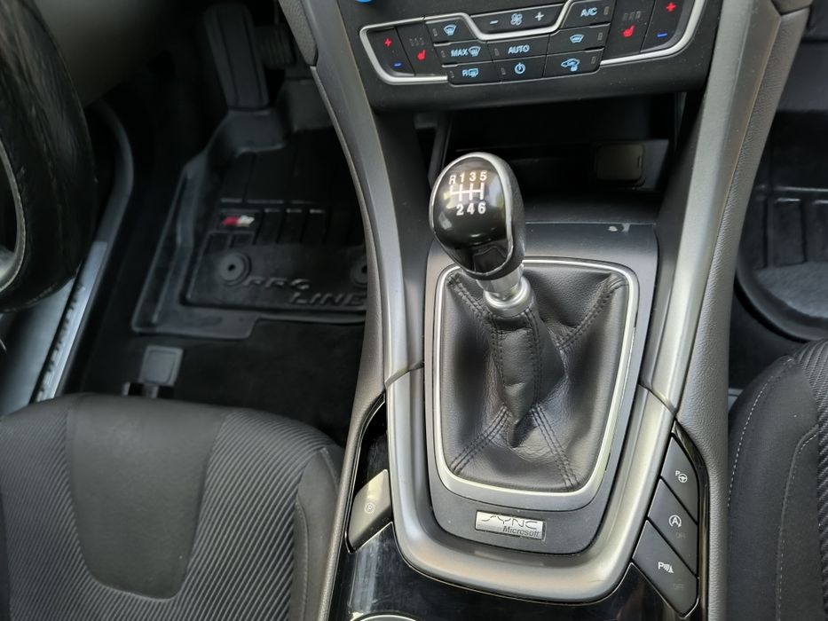 Ford Mondeo 2015
