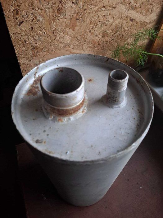 Расширительный  бак отопления