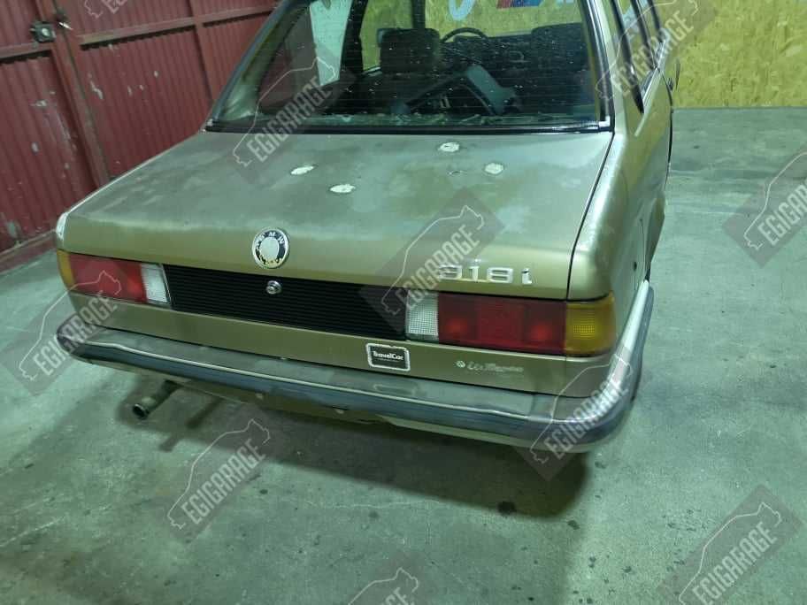 BMW E21 318i_Para Peças